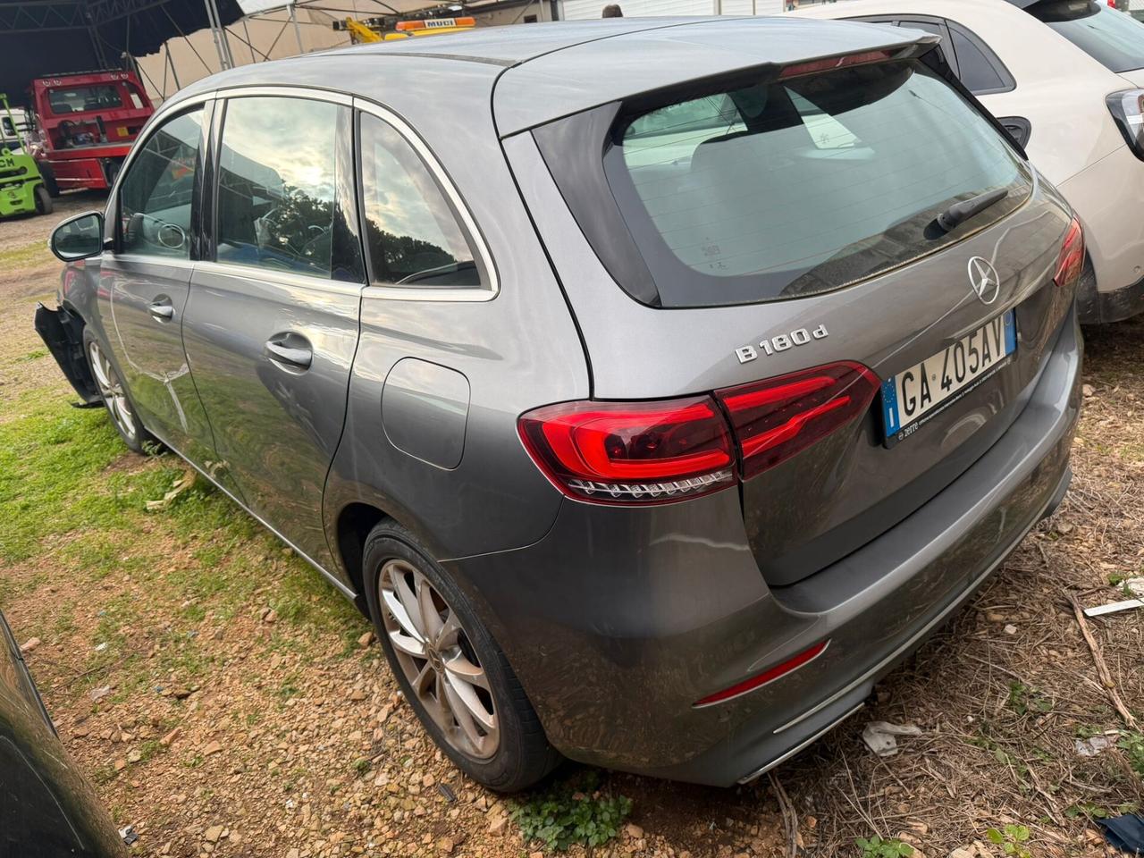 Mercedes-benz B 180 - 2019