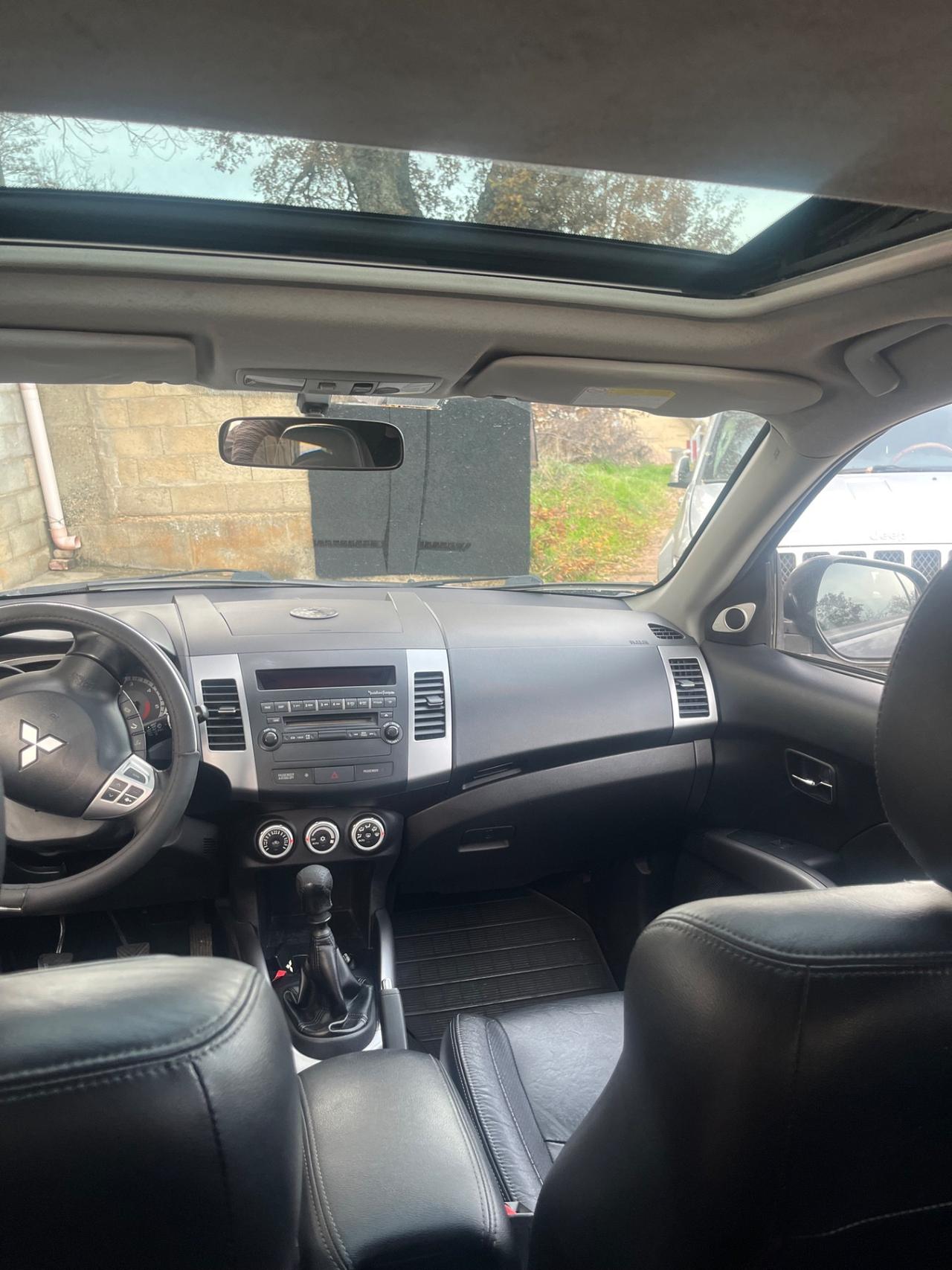 Mitsubishi Outlander 2.0 DI-D Intense DPF