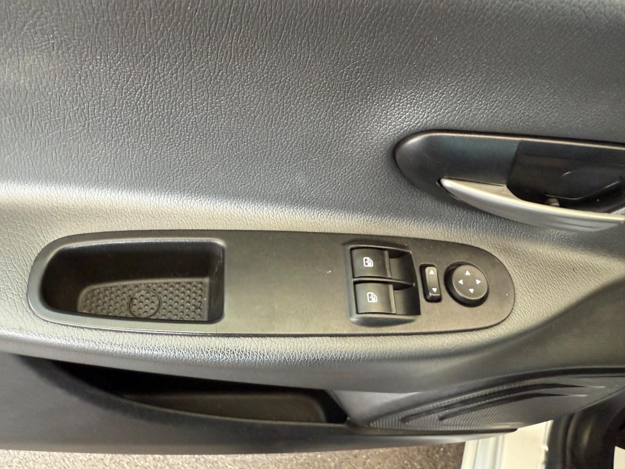 Lancia Ypsilon 1.2 GPL Platinum
