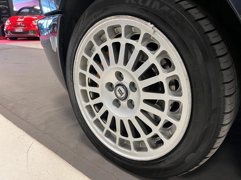 Lancia Delta 2.0i.e. turbo 16V HF EVOLUZIONE