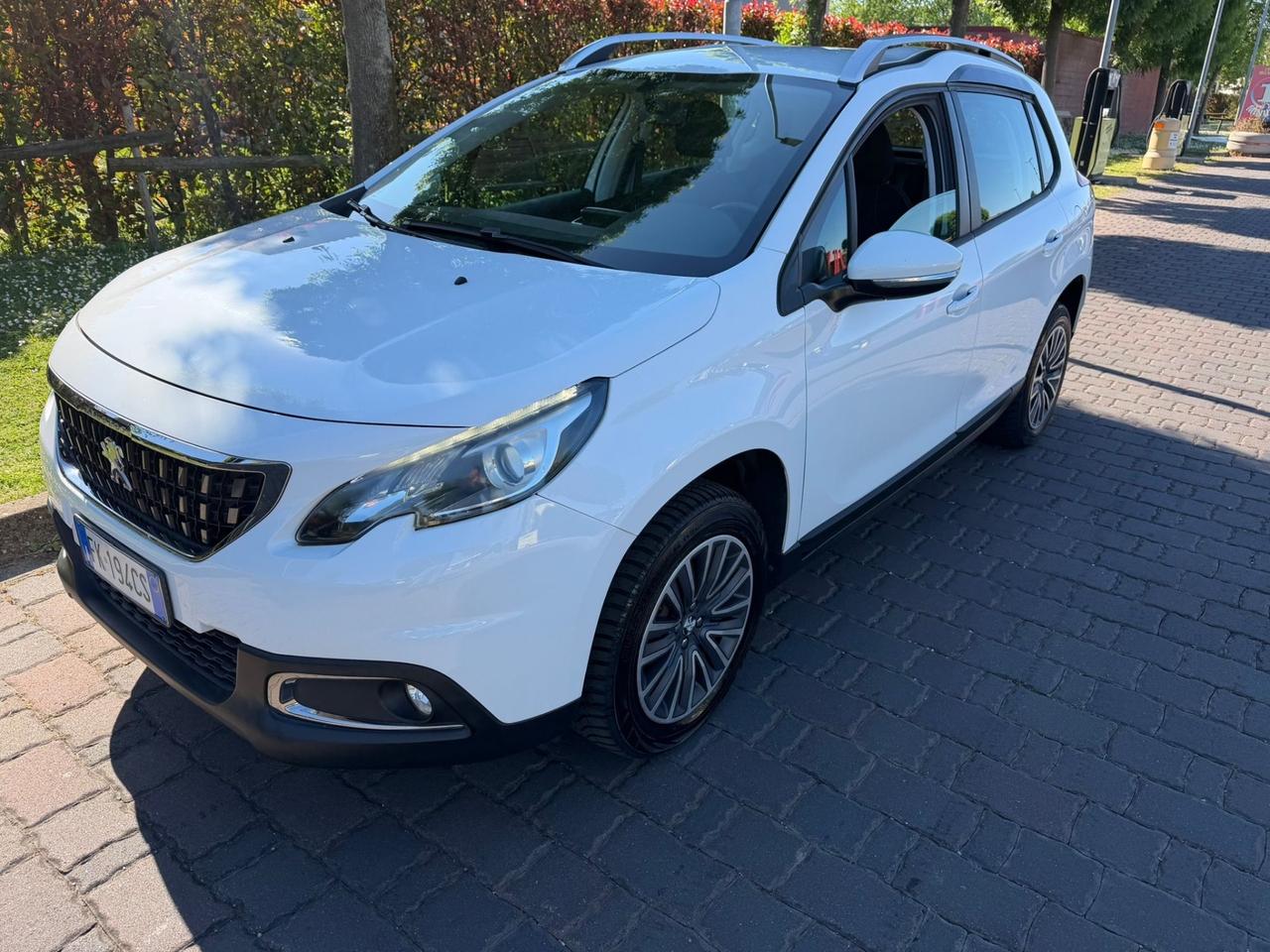 Peugeot 2008 BlueHDi 75 Active my16