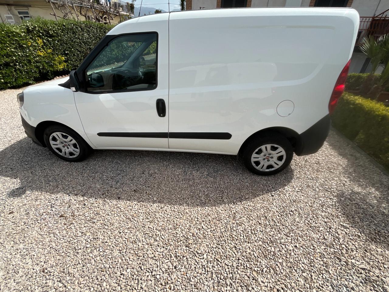 FIAT DOBLO’ 1.6 DIESEL 3 POSTI 2021