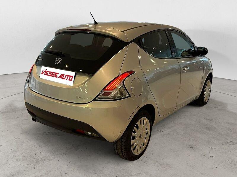 Lancia Ypsilon Ypsilon 1.2 69 CV 5 porte Silver