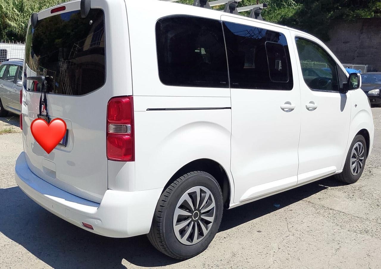 Peugeot Traveller 1.5 HDI 120CV 9 POSTI 2020
