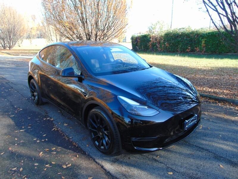 TESLA Model Y Model Y Long Range AWD