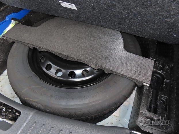 Ford Kuga 2.0 TDCI DA VETRINA KM CERTIFICATI