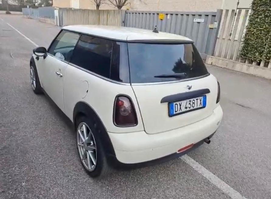 Mini 1.4 16V 95cv