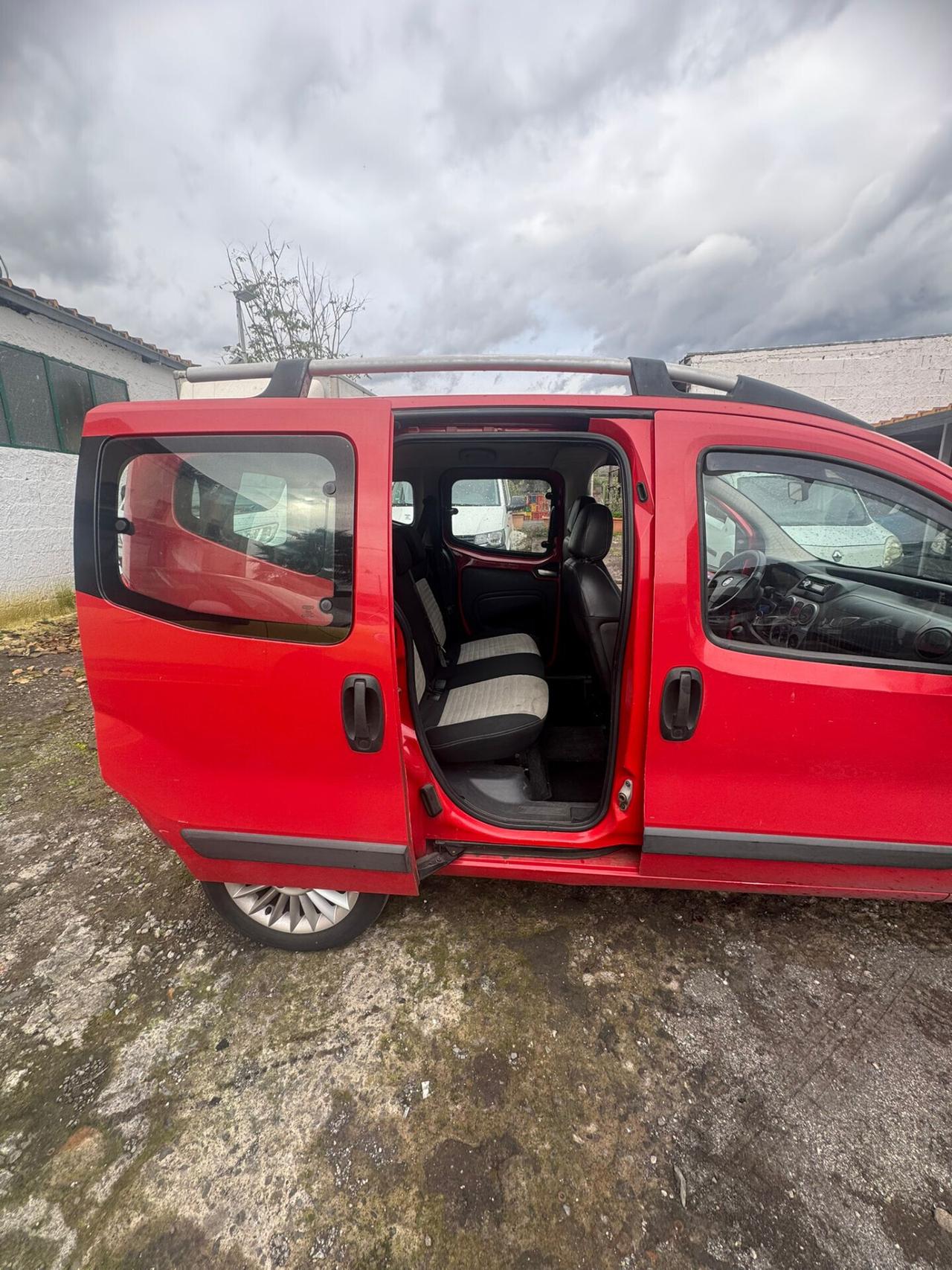 Fiat Qubo 1.3 MJT 75 CV Trekking