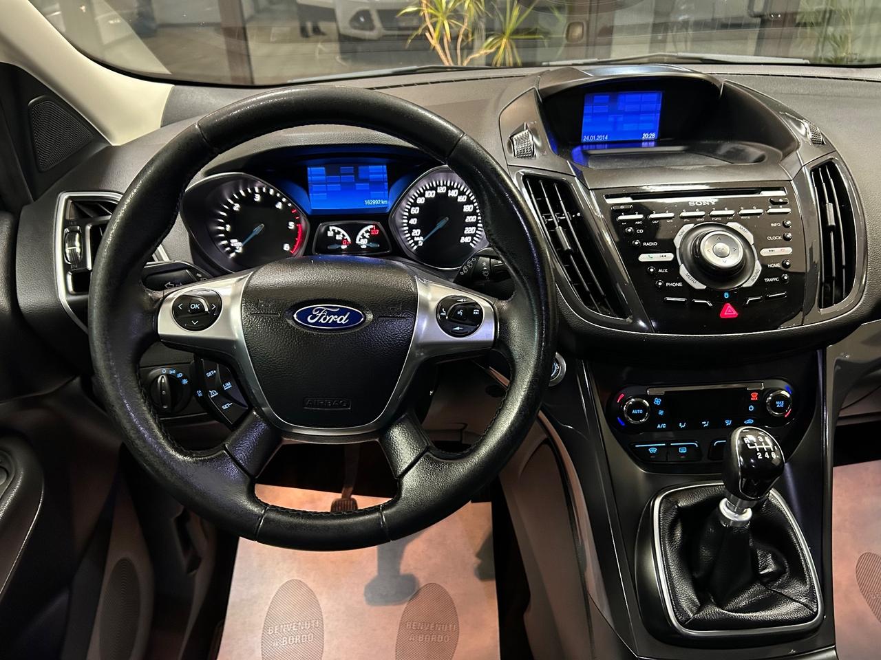 Ford Kuga 2.0 TDCI 140 CV 4WD Titanium