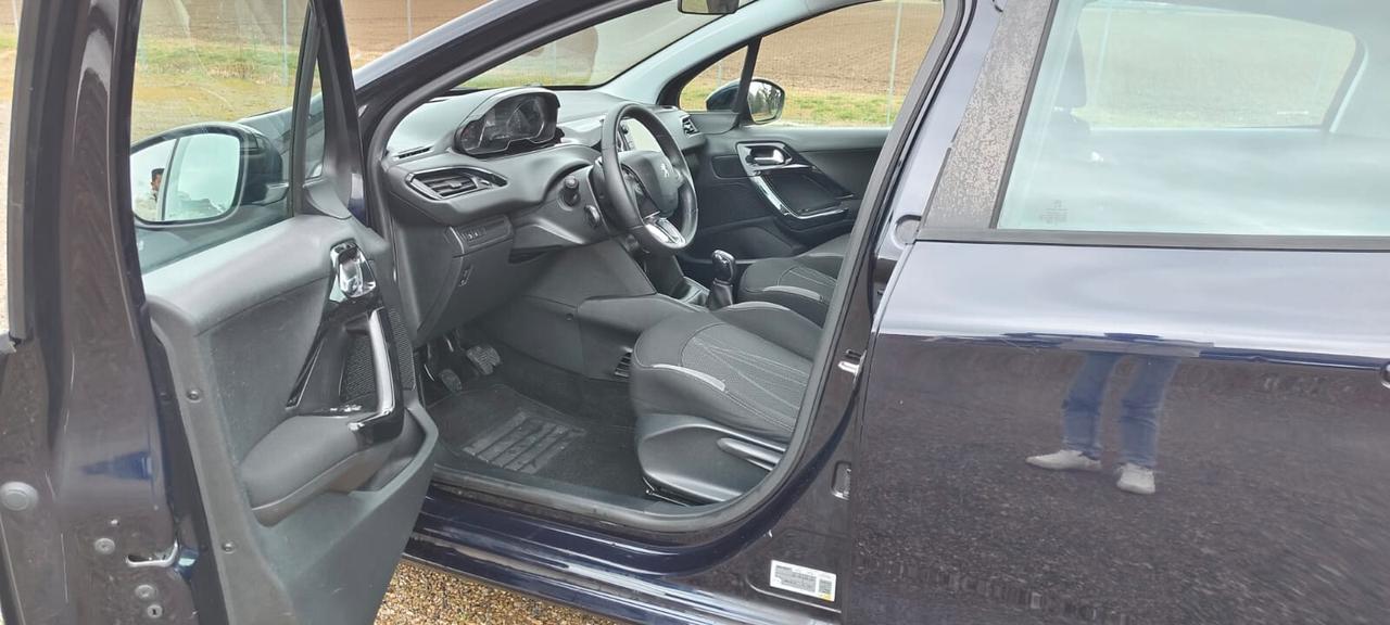 Peugeot 208 1.2 VTi 82 CV 5 porte Allure
