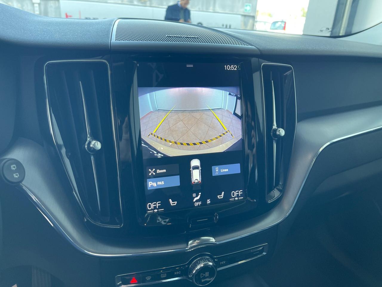 Volvo XC 60 D4 AWD GEARTRONIC MOMENTUM