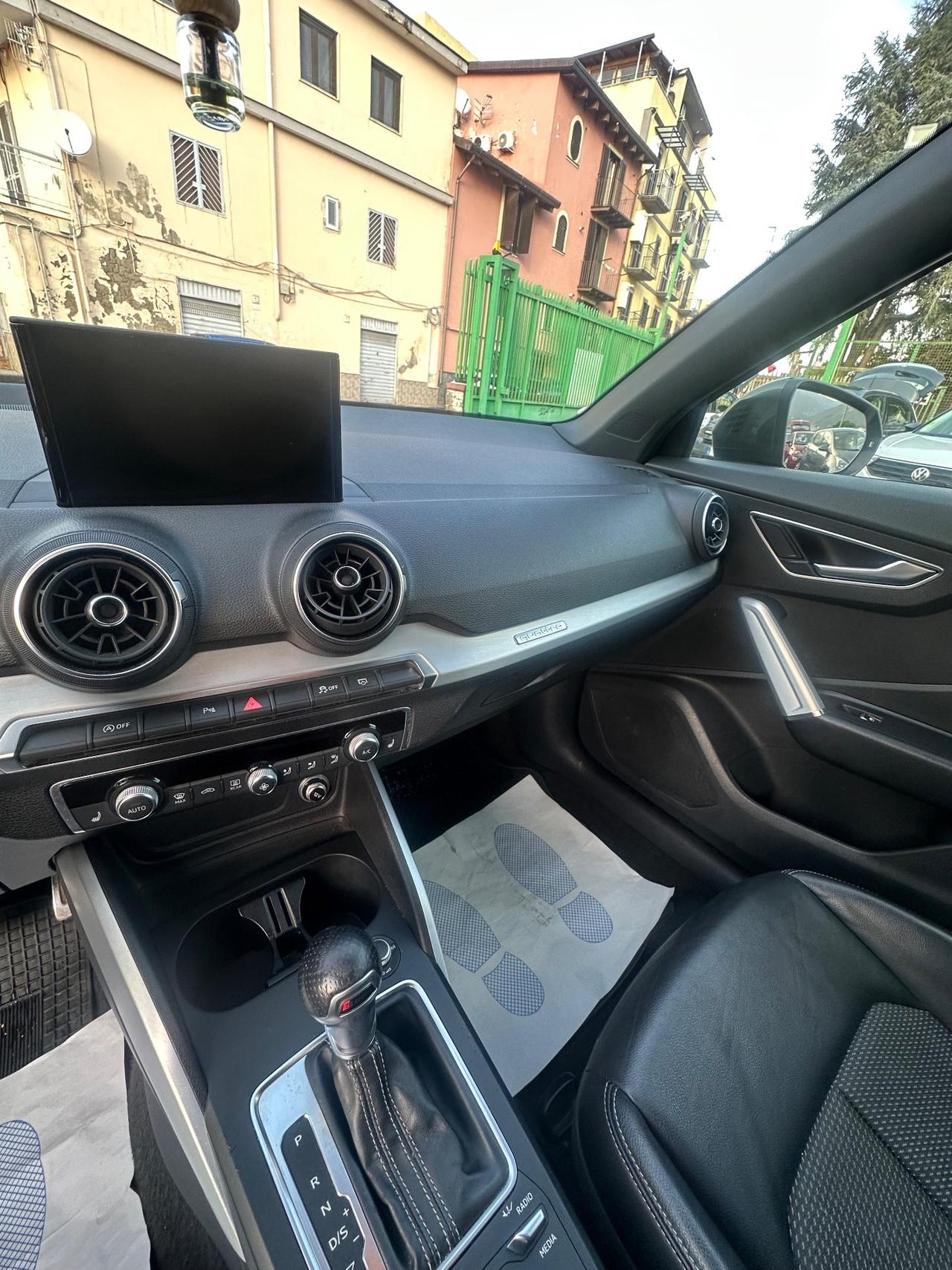 Audi Q2 35 TDI quattro S tronic line Edition