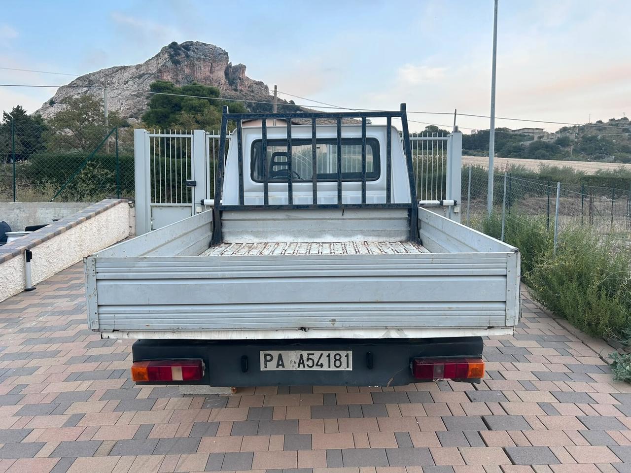 Ford Transit CASSONATO