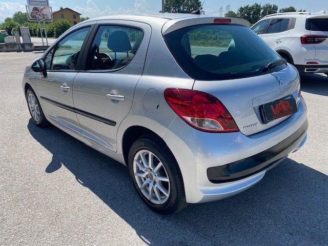 PEUGEOT 207 1.4 75CV 5p GPL "NEOPATENTATI"