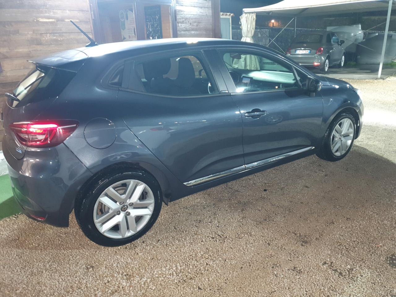 Renault Clio Hybrid E-Tech 140 CV 5 porte Business