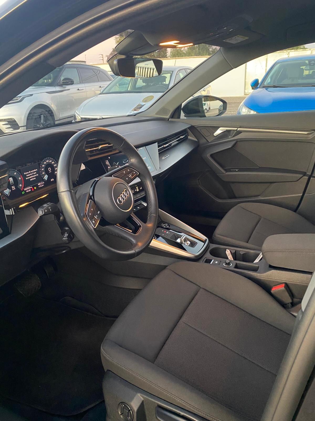 Audi A3 SPB 30 TDI Business Advanced