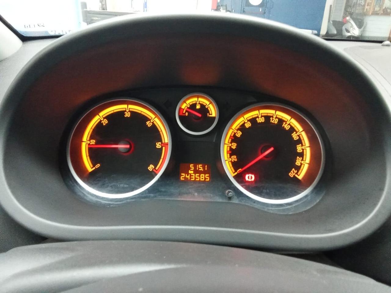 Opel Corsa 1.3 CDTI 75CV F.AP. / 4 POSTI/VAN AUTOCARRO