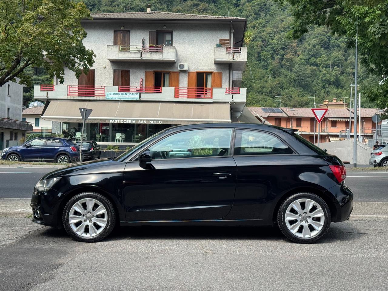Audi A1 1.2 TFSI Ambition TAGLIANDATA - OK NEOPATENTATI