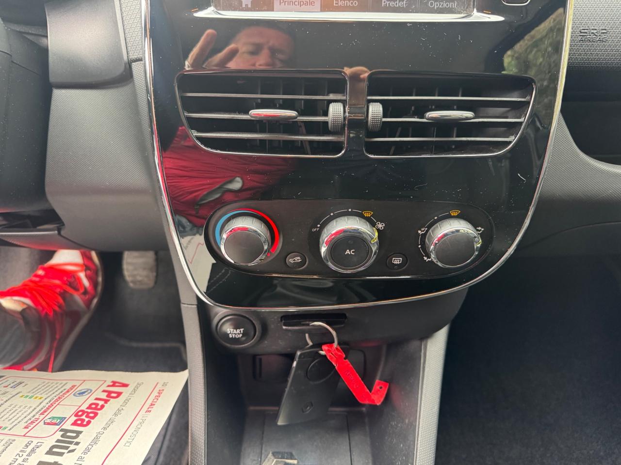 Renault Clio 1.5 dCi 8V 75CV 5