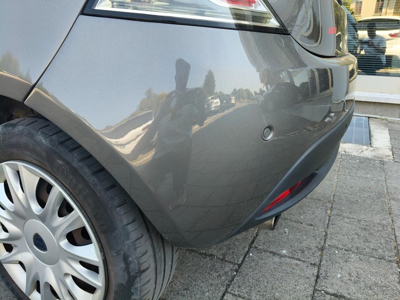Lancia Ypsilon 1.2 69 CV 5 porte S&S Gold