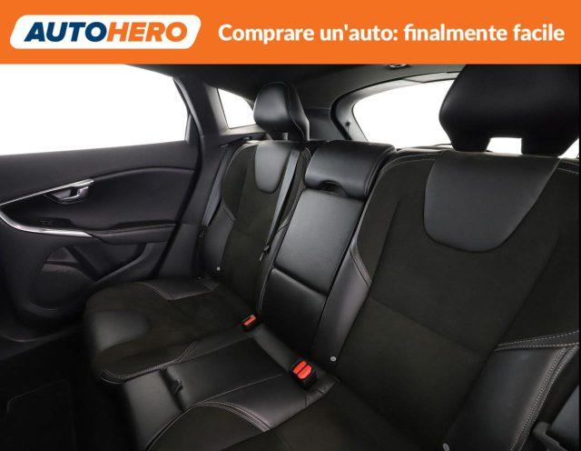 VOLVO V40 D2 R-design