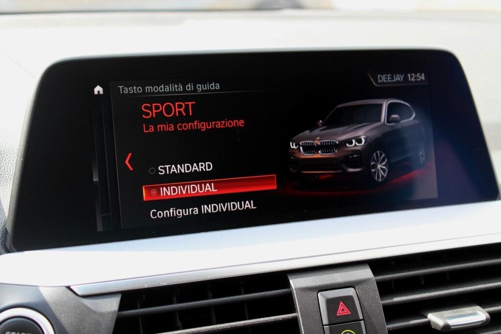BMW X3 xDrive 20d 190cv *CAMERA *CARPLAY