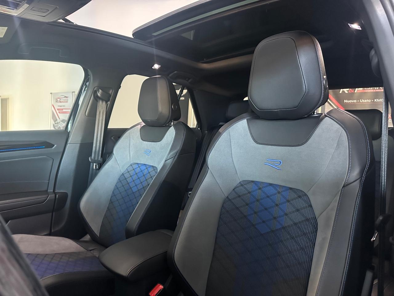 Volkswagen T-Roc R 2.0 TSI DSG 4MOTION BlueMotion Technology