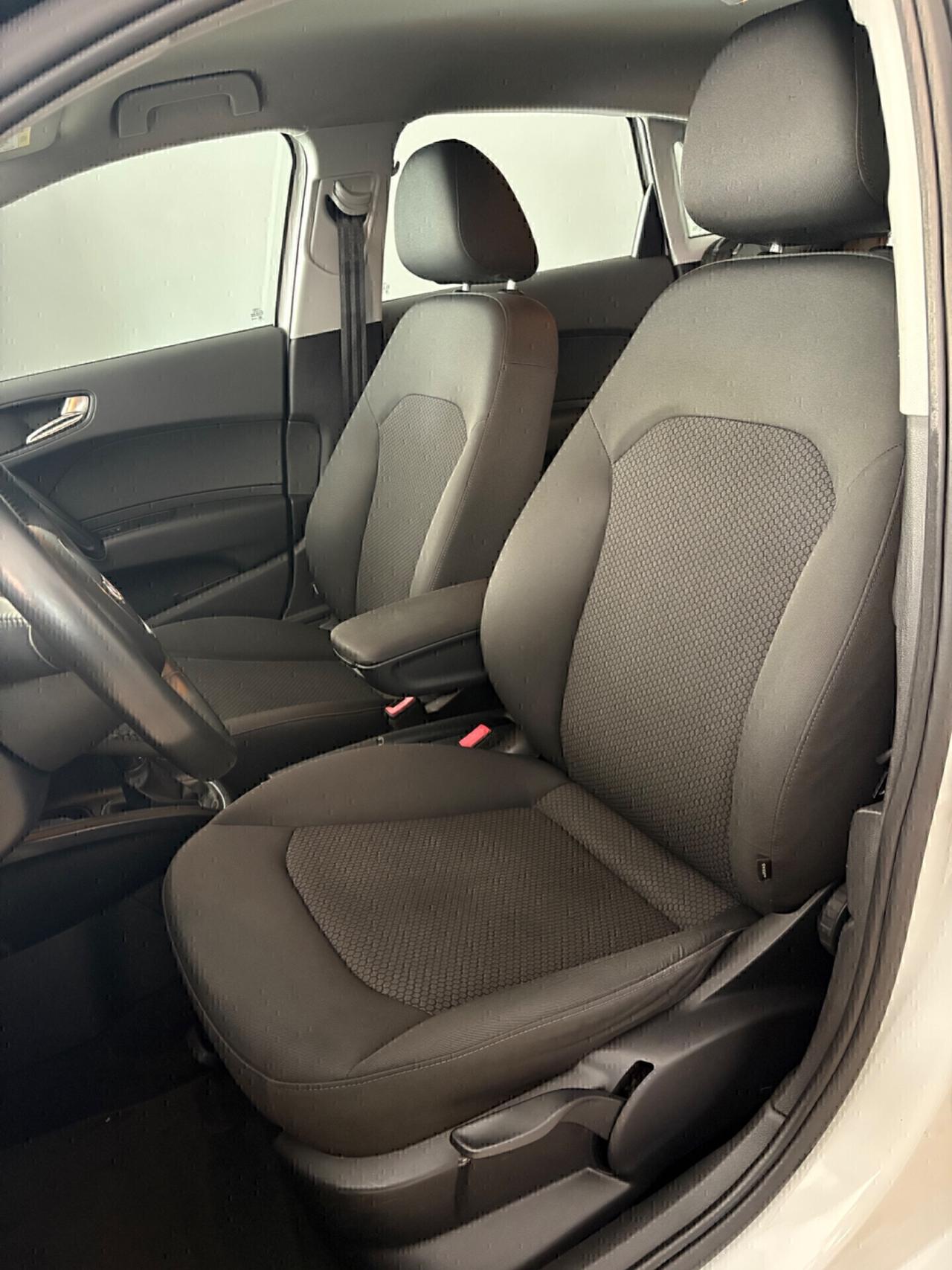 Audi A1 SPORTBACK 1.4 TDI Metal plus