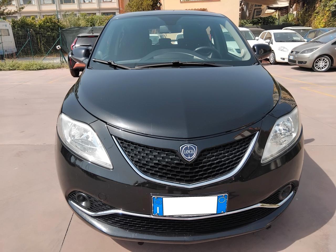 LANCIA YPSLON 1.2 GOLD 69CV GARANZIA 12 MESI