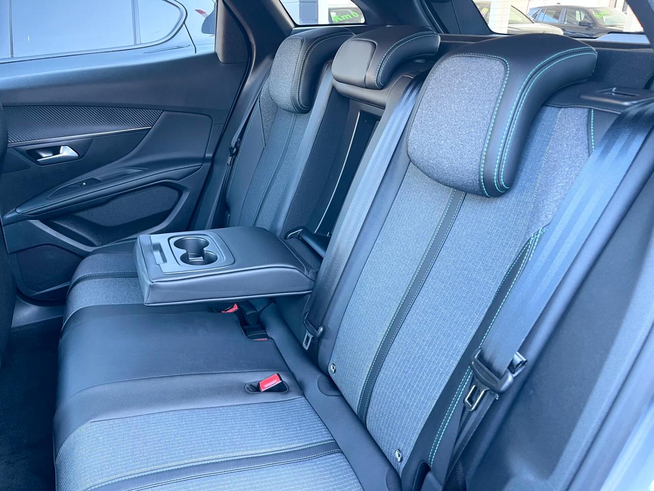 Peugeot 3008 BlueHDi 130 S&S EAT8 Allure Pack Automatic
