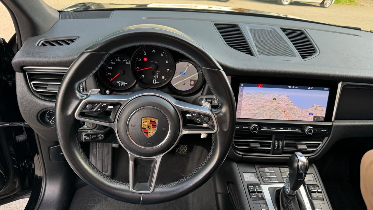 Porsche Macan 2.0 245cv