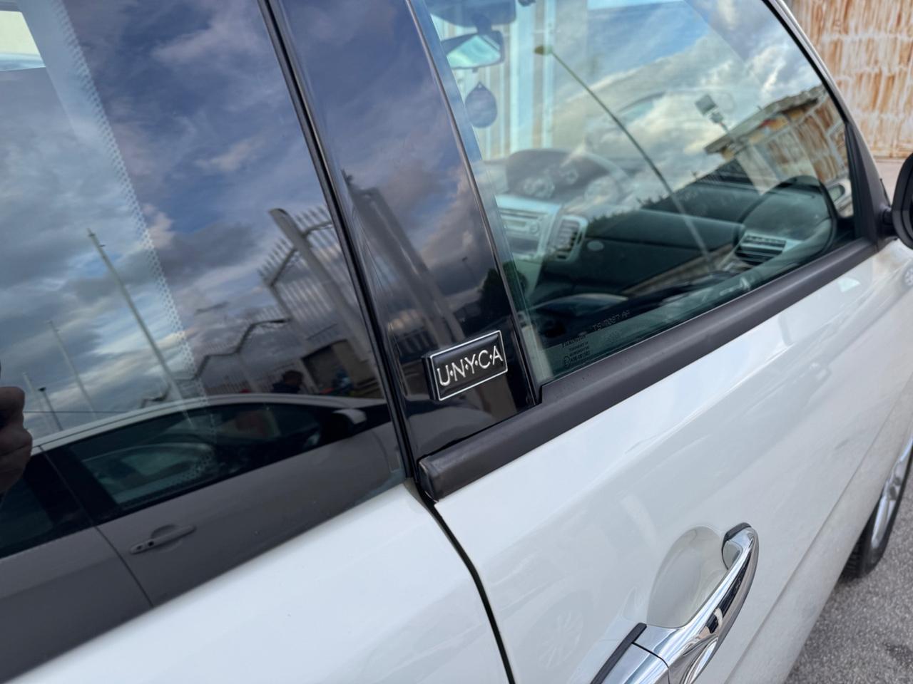 Lancia Ypsilon 1.4 Unyca