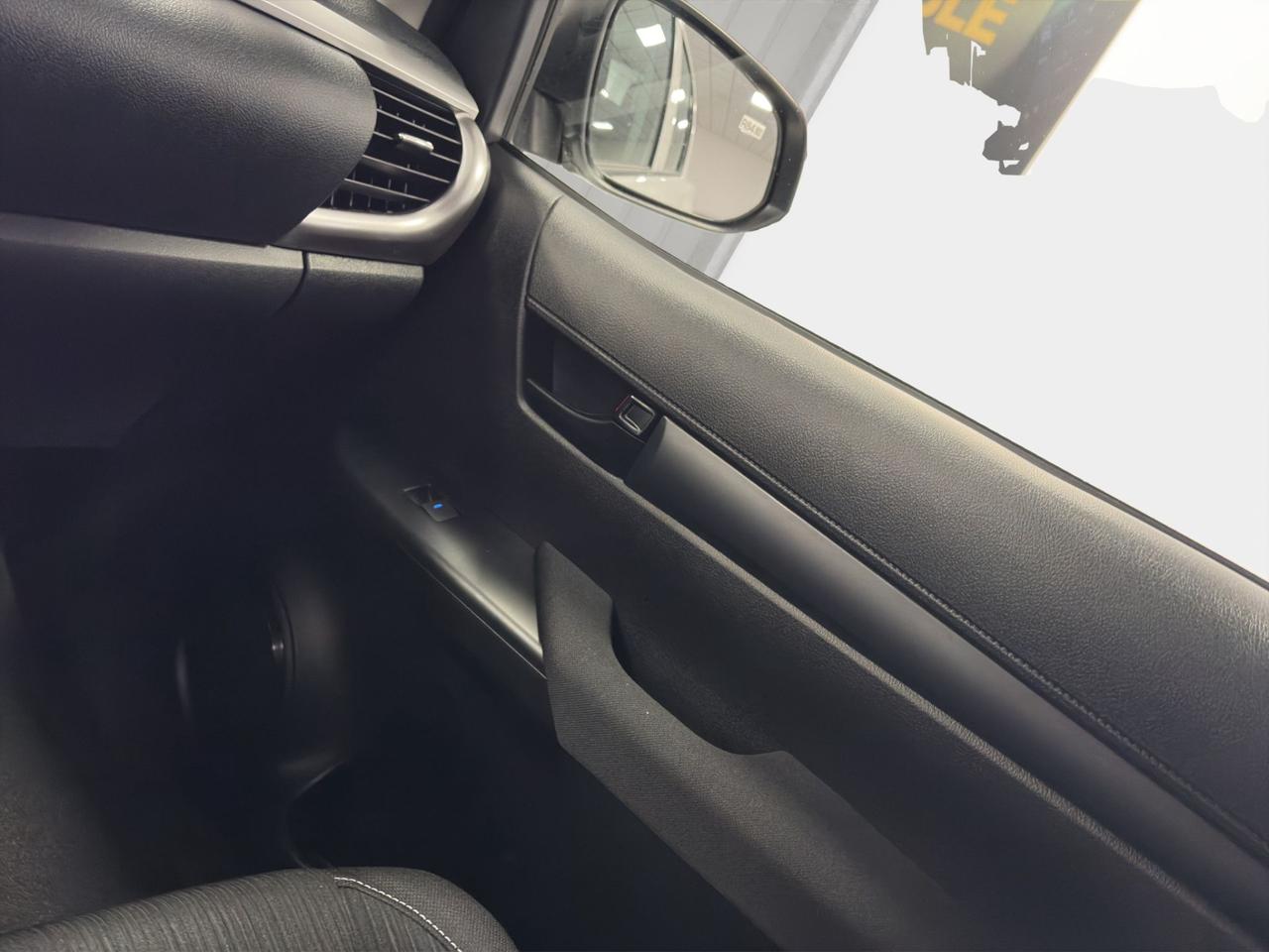 Toyota Hilux 2.8 d-4d double cab Comfort