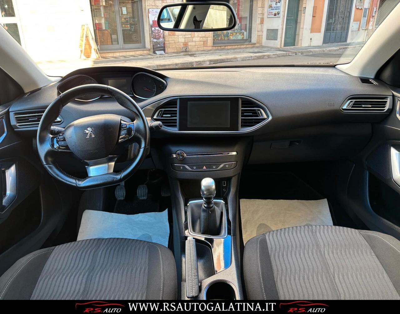 Peugeot 308 1.6 BlueHDi