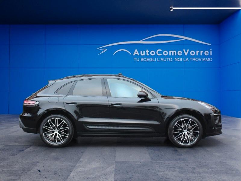 PORSCHE Macan 2.0