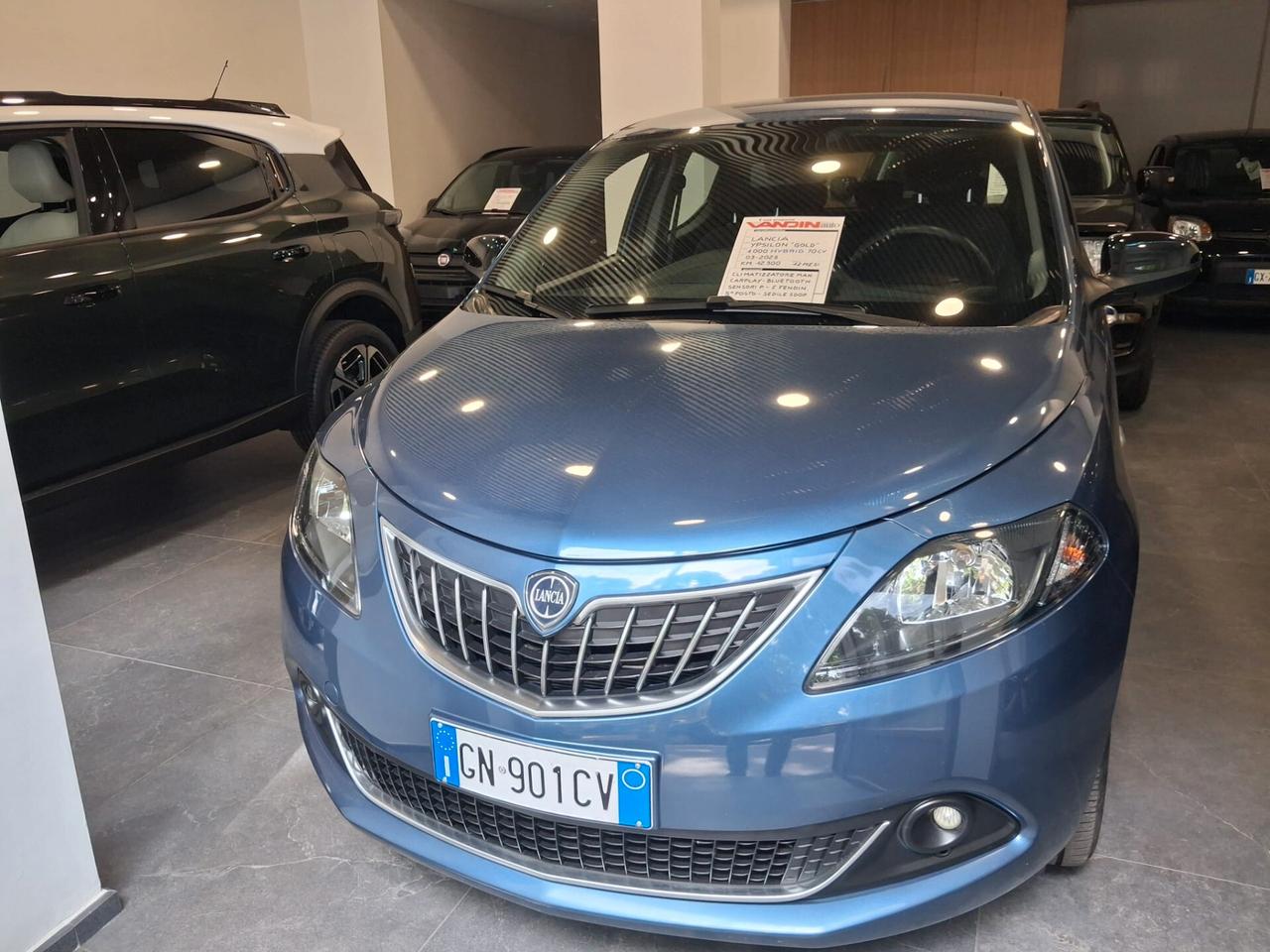 Lancia Ypsilon 1.0 FireFly 5 porte S&S Hybrid Gold