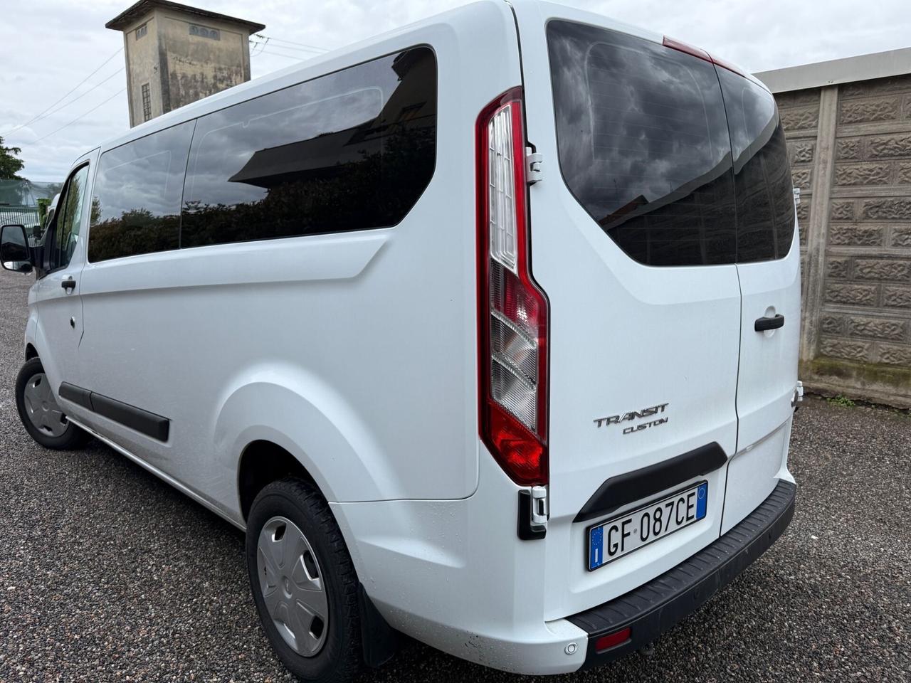 Ford Tourneo Custom Combi 320 2.0 EcoBlue 130CV PL