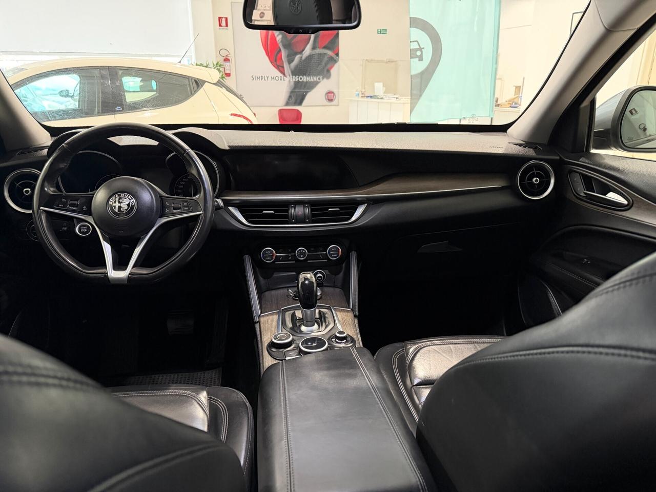 Alfa Romeo Stelvio 2.2 Turbodiesel 210 CV AT8 Q4 Executive