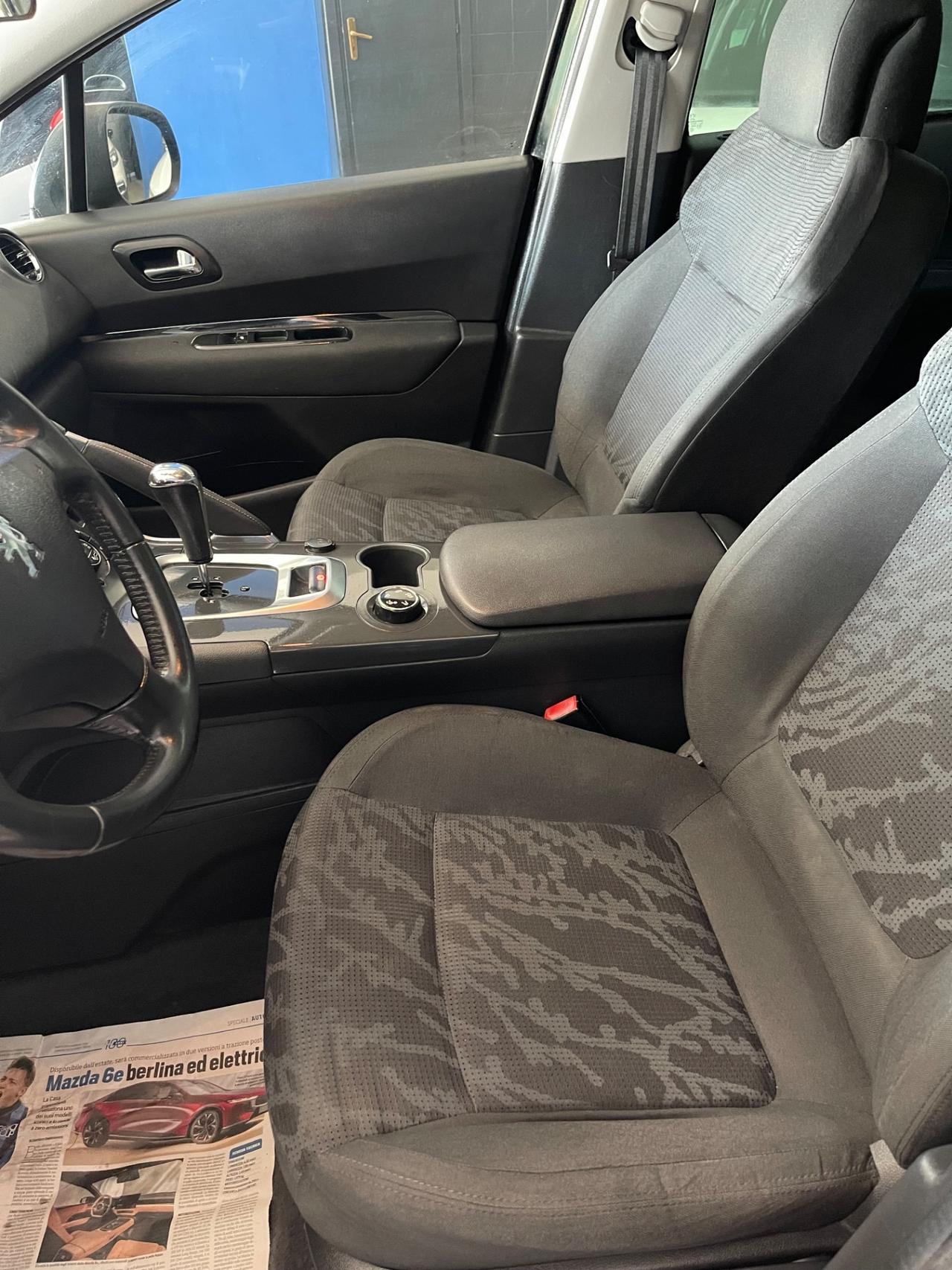 Peugeot 3008 1.6 HDi 115CV Business