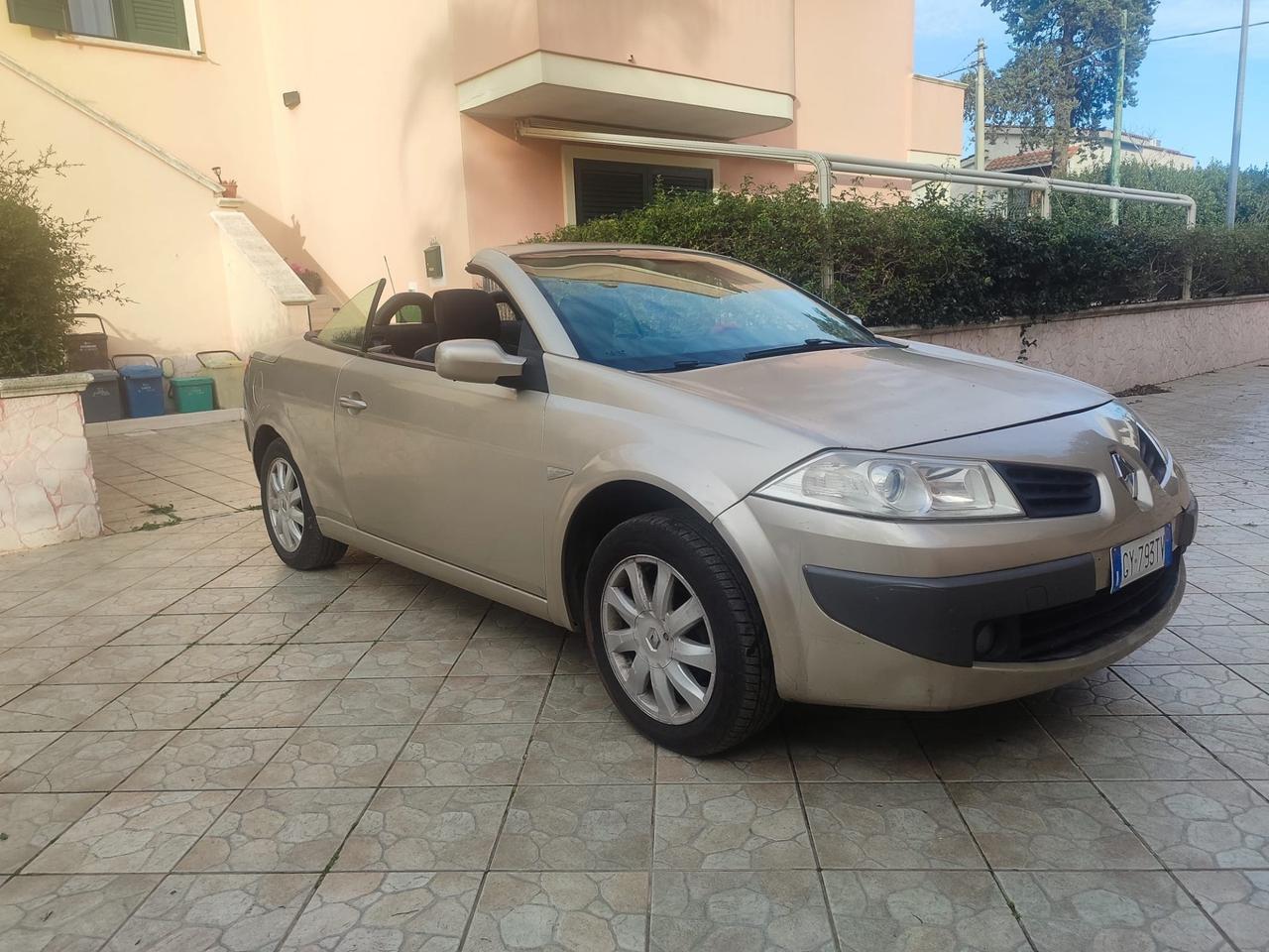 Renault Megane Mégane C-C 1.6 16V Exception cabrio