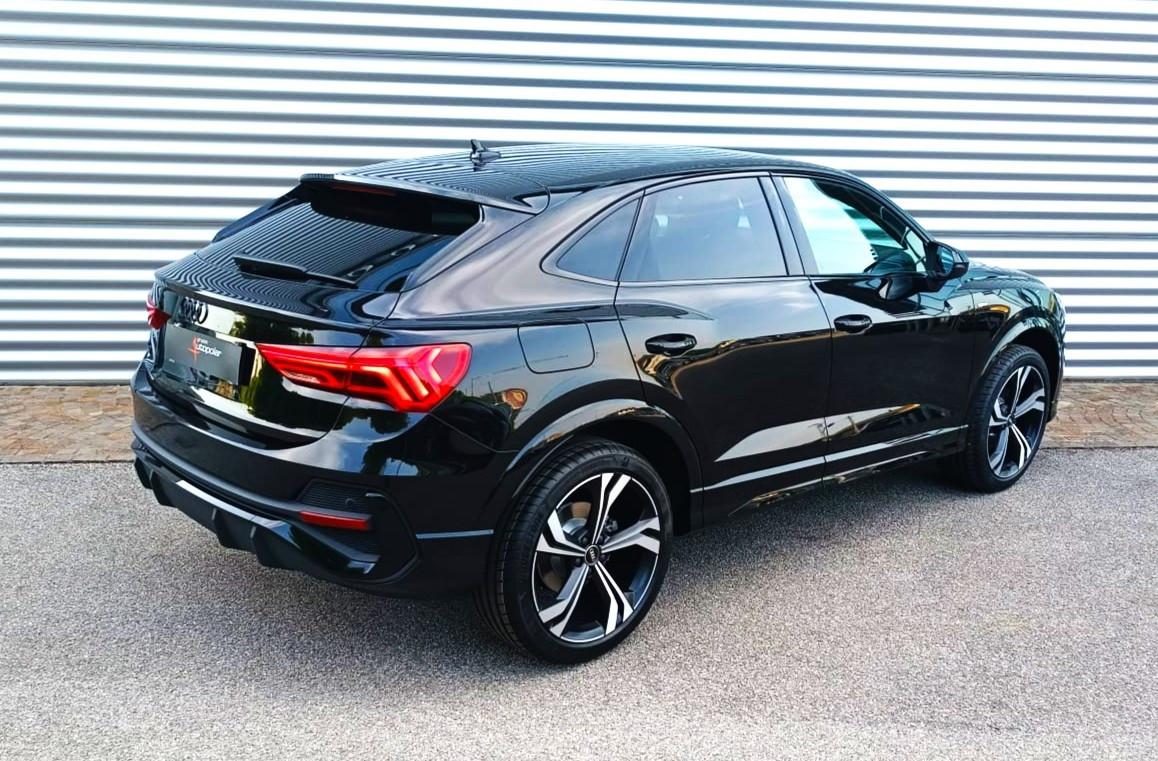 AUDI Q3 SPORTBACK 35 TDI S-TRONIC IDENTITY BLACK