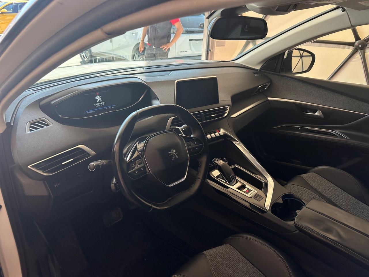 Peugeot 3008 BlueHDi 130 S&S Allure