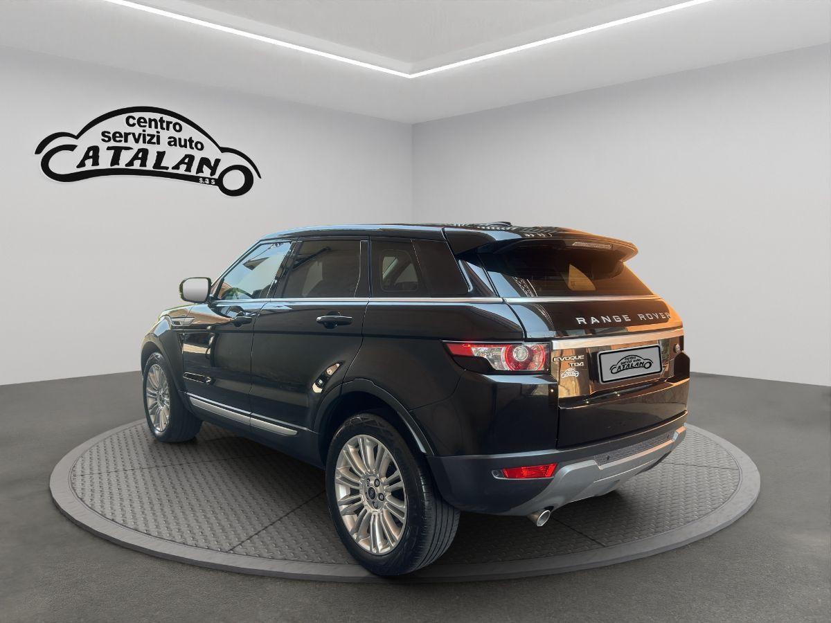 LAND ROVER - Range Rover Evoque - 2.2 TD4 150cv 5p. Dynamic