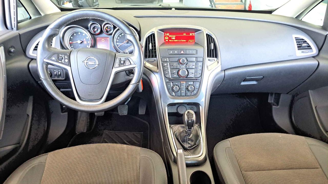 Opel Astra 1.4 Benzina 120CV Berlina Cosmo