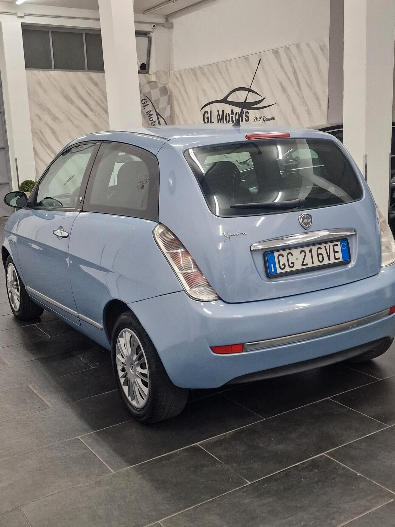 Lancia Ypsilon 1.2 Platino