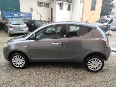 Lancia Ypsilon 0.9 TwinAir 85CV Ecochic Gold