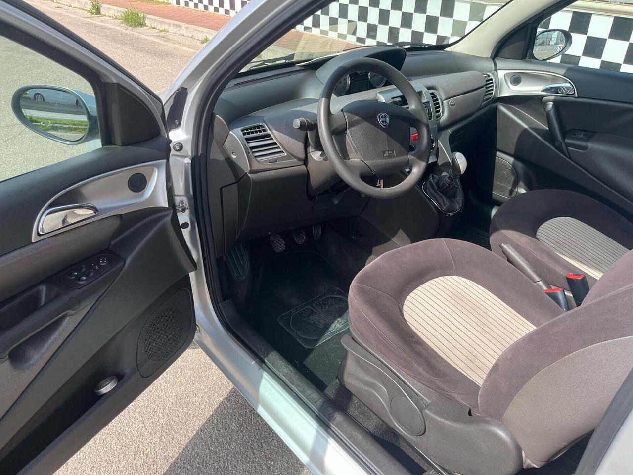 Lancia Ypsilon Gpl 2007