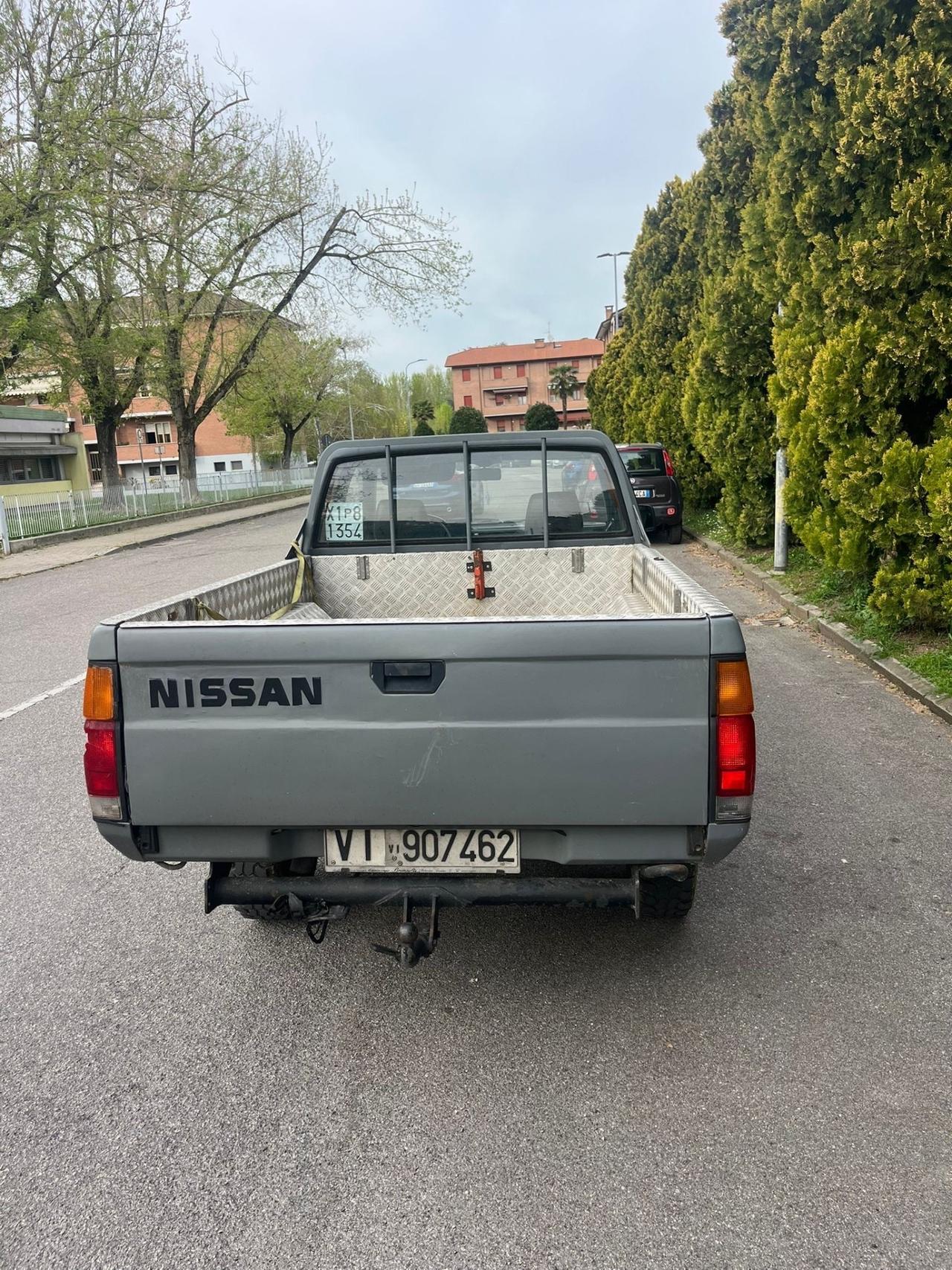Nissan Pick Up 2.5 diesel 2 porte King Cab