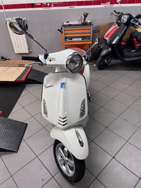 Piaggio Vespa 125 Primavera classic