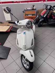 Piaggio Vespa 125 Primavera classic